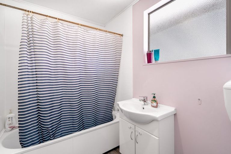 Photo of property in 44 Newbie Place, Heidelberg, Invercargill, 9812