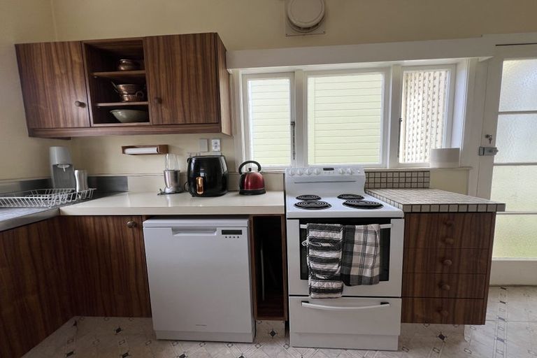 Photo of property in 54 Waipapa Road, Hataitai, Wellington, 6021