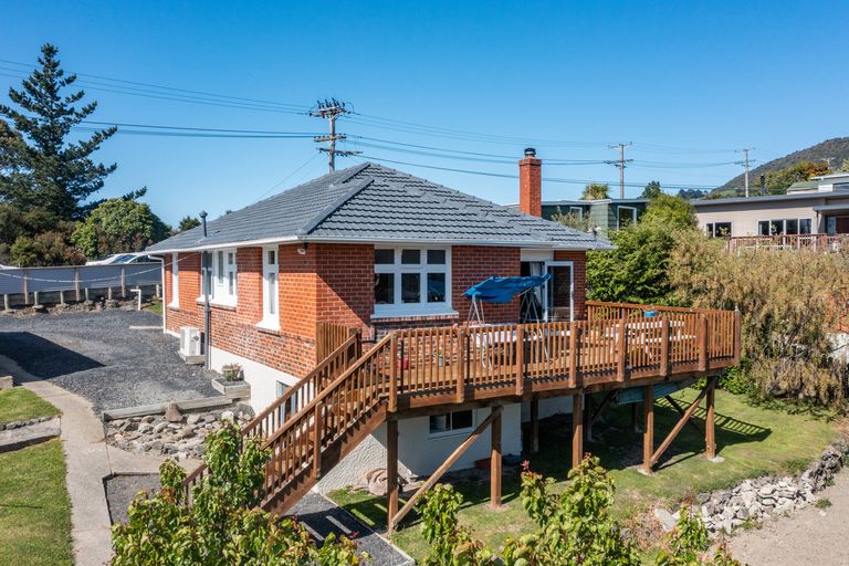 Photo of property in 8 Saddleview Place, Fairfield, Dunedin, 9018