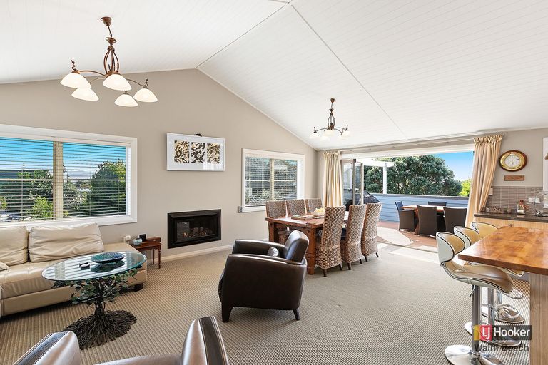 Photo of property in 19 Wakanoi Place, Bowentown, Waihi Beach, 3177