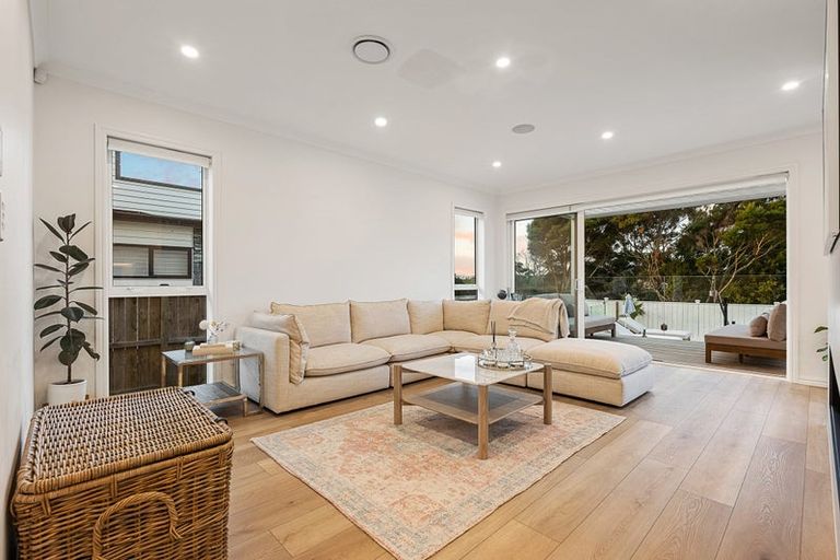 Photo of property in 22 Tai Crescent, Hobsonville, Auckland, 0616