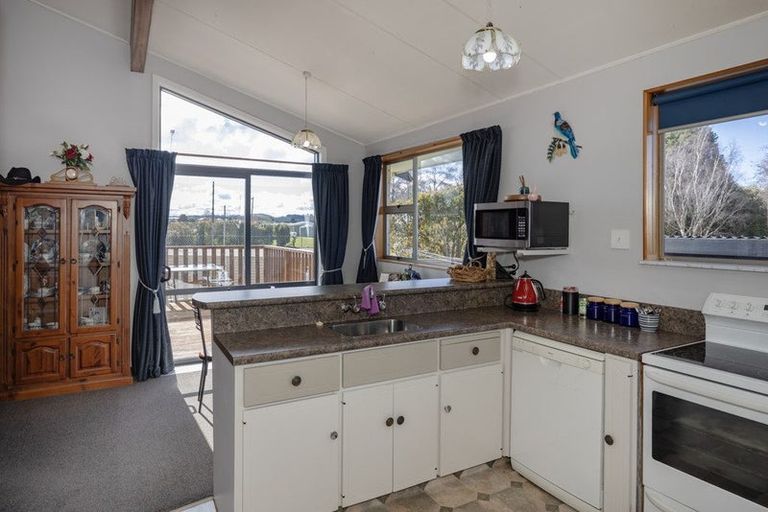 Photo of property in 11 Charles Street, Weston, Oamaru, 9401