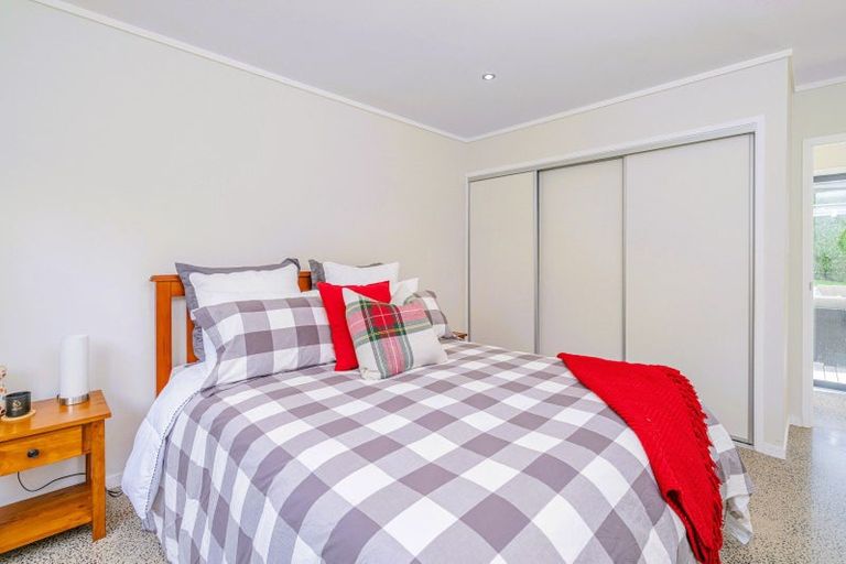 Photo of property in 3 Emmerdale Drive, Hahei, Whitianga, 3591