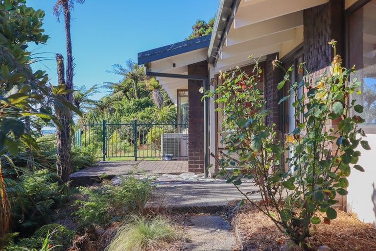 Photo of property in 22 Stanton Crescent, Karoro, Greymouth, 7805