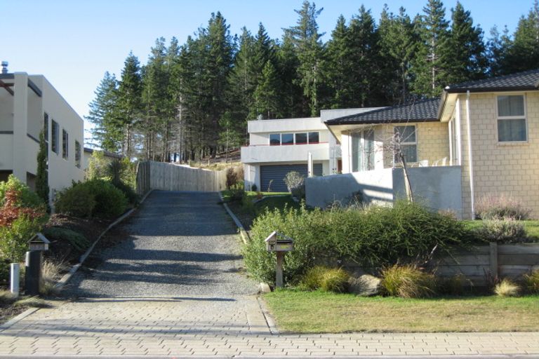Photo of property in 39 Kings Drive, Wanaka, 9305