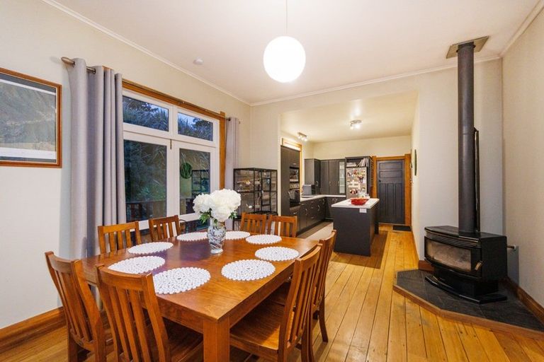 Photo of property in 104 Harrison Hill Road, Aokautere, Palmerston North, 4471