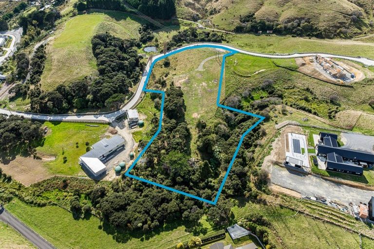 Photo of property in 4 Karamu Way, Pauatahanui, 5381