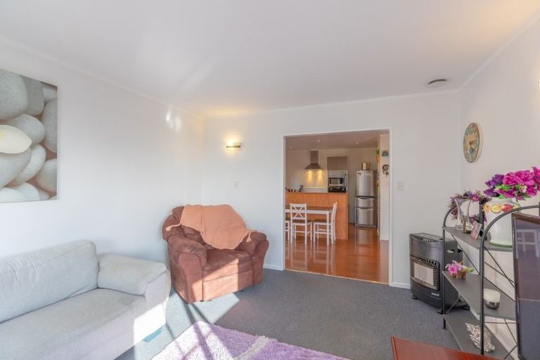 Photo of property in 11 Marne Grove, Waitangirua, Porirua, 5024