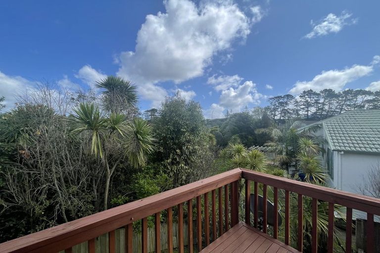 Photo of property in 8 Blethyn Place, Te Atatu South, Auckland, 0610