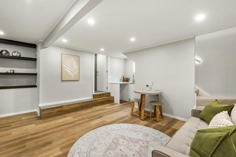 Photo of property in 1/45 Rangitoto Terrace, Milford, Auckland, 0620