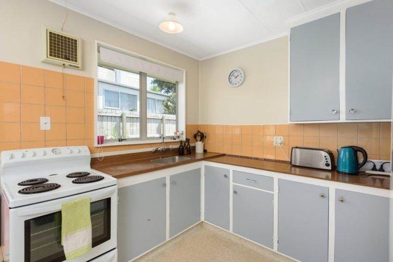 Photo of property in 13a Harris Street, Te Puke, 3119