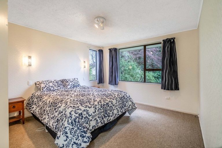 Photo of property in 33 Mackinnon Loop, Te Anau, 9600