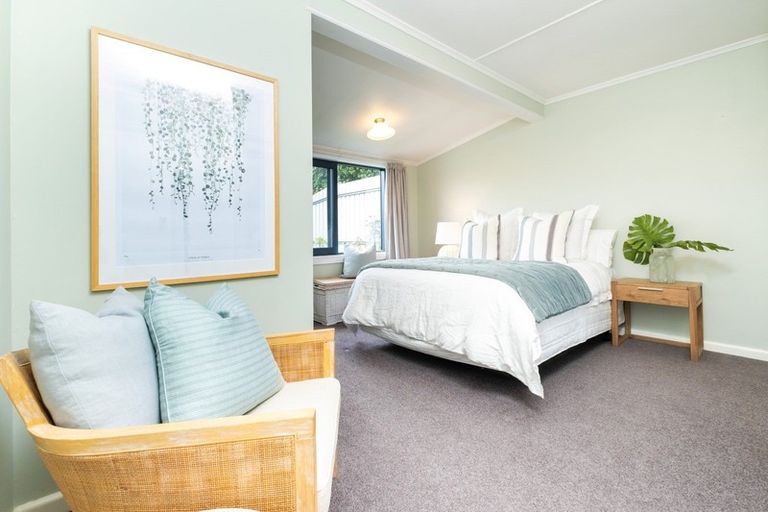 Photo of property in 16 Collison Terrace, Haumoana, 4102