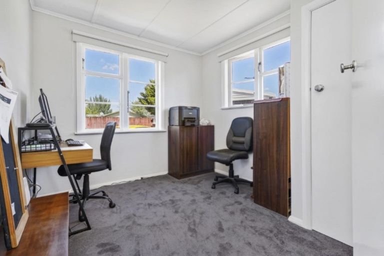 Photo of property in 14 Watts Crescent, Hamilton East, Hamilton, 3216