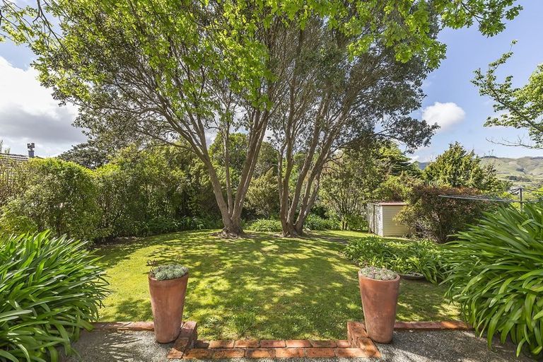 Photo of property in 31 Chester Road, Tawa, Wellington, 5028