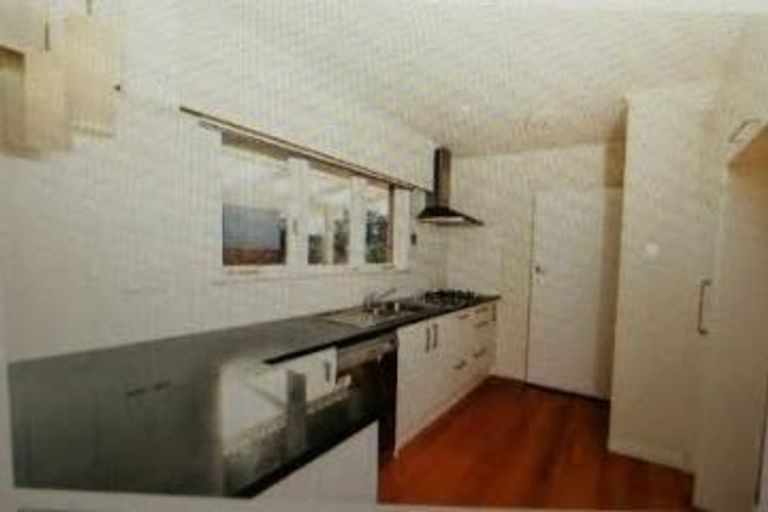 Photo of property in 704 Pakuranga Road, Howick, Auckland, 2010