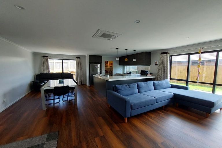 Photo of property in 9 Rua Place, Bell Block, New Plymouth, 4312