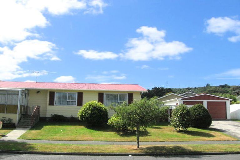 Photo of property in 2 Wyoming Grove, Totara Park, Upper Hutt, 5018
