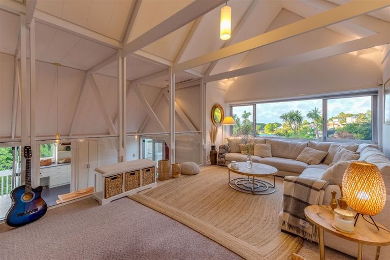 Photo of property in 25 Valley Road, Cashmere, Christchurch, 8022