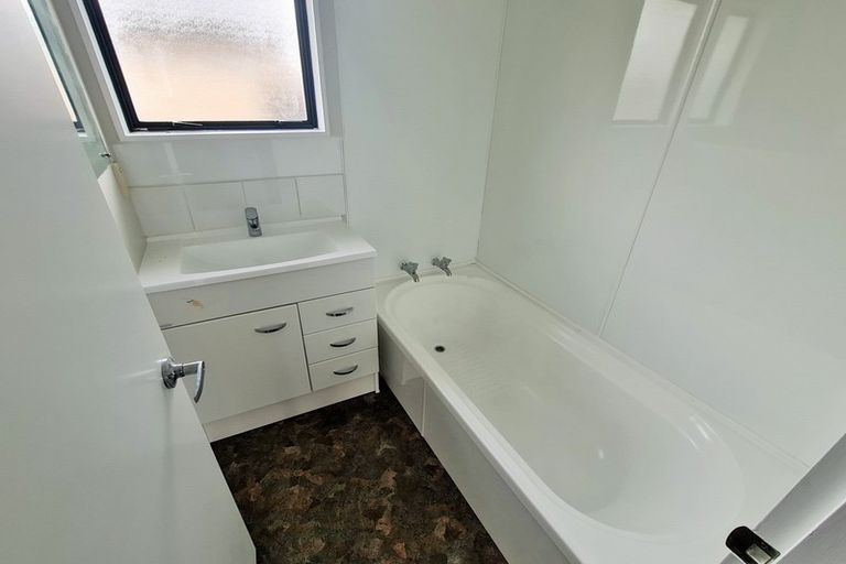 Photo of property in 26a Limbrick Street, Terrace End, Palmerston North, 4410