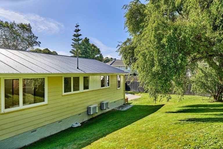 Photo of property in 25 Passive Grove, Ascot Park, Porirua, 5024
