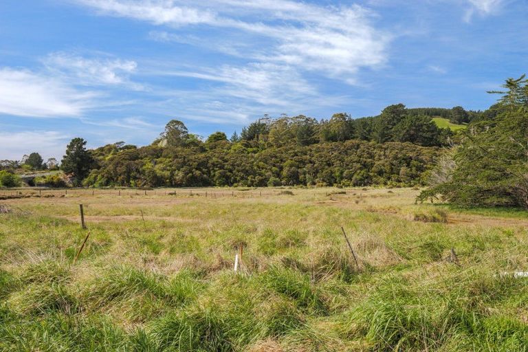 Photo of property in 54 Doctors Point Road, Waitati, 9085