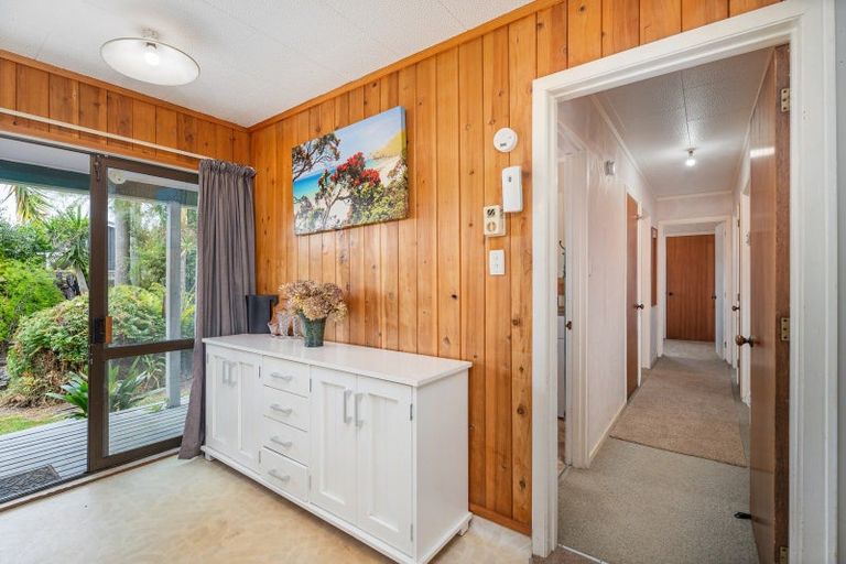 Photo of property in 8 Parkland Place, Whitianga, 3510