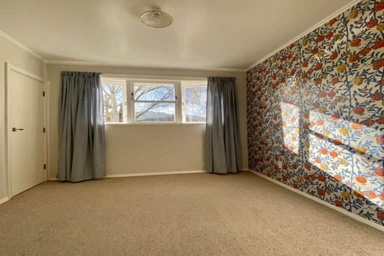 Photo of property in 16 Stephen Street, Trentham, Upper Hutt, 5018