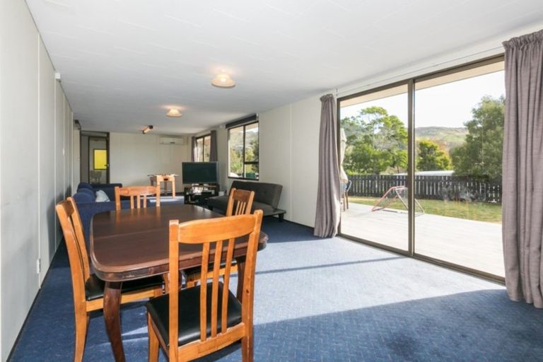 Photo of property in 8a Airini Road, Waimarama, 4294
