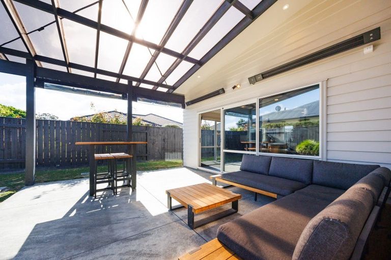 Photo of property in 9 Lorenzo Place, Kelvin Grove, Palmerston North, 4414