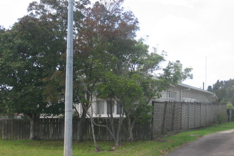 Photo of property in 1/27 Rata Street, New Lynn, Auckland, 0600