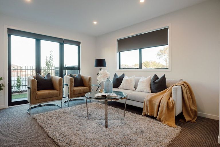 Photo of property in 15b Speedy Crescent, Hillcrest, Auckland, 0627