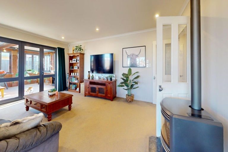 Photo of property in 21 Agnes Street, Tinwald, Ashburton, 7700