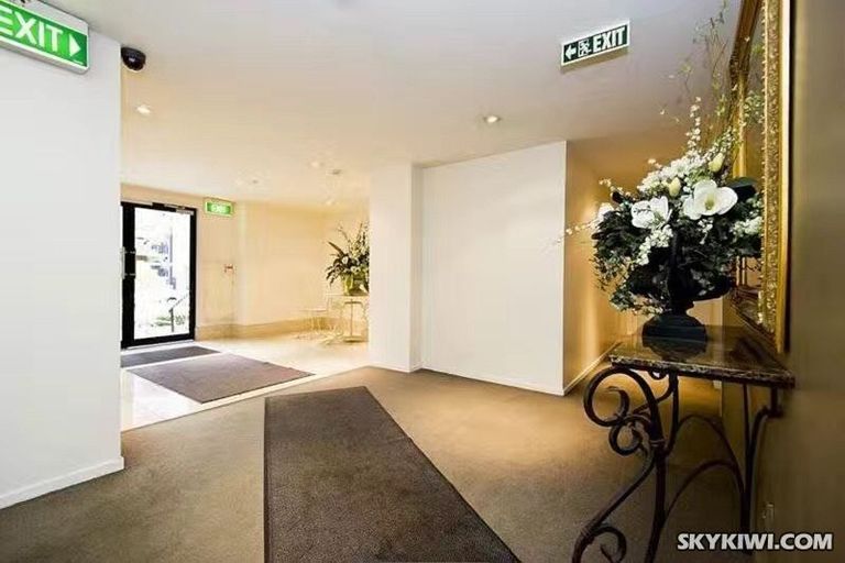 Photo of property in 2/218 Green Lane West, Epsom, Auckland, 1051