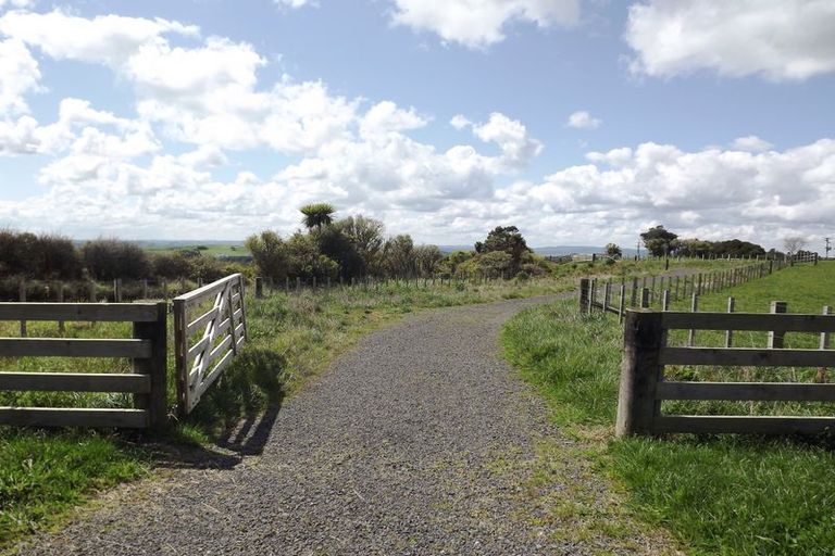 Photo of property in 669a Te Hutewai Road, Raglan, 3296