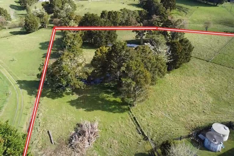 Photo of property in 80 Pataua Road North, Whareora, Whangarei, 0175