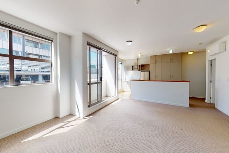 Photo of property in Budget Car Rental, 6/81 Ghuznee Street, Te Aro, Wellington, 6011