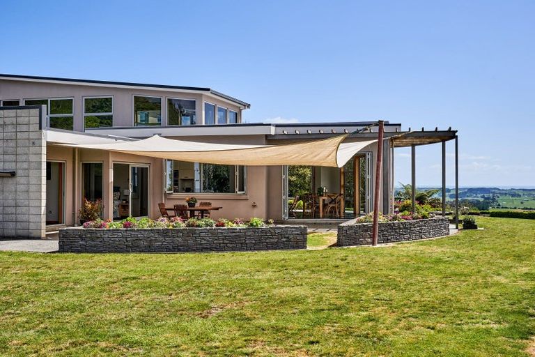 Photo of property in 102 Kuku East Road, Kuku, Levin, 5570