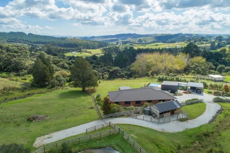 Photo of property in 65c Manuka Grove, Helensville, 0875