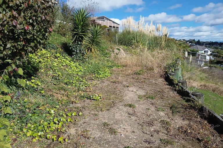 Photo of property in 77 Oteki Park Drive, Welcome Bay, Tauranga, 3112