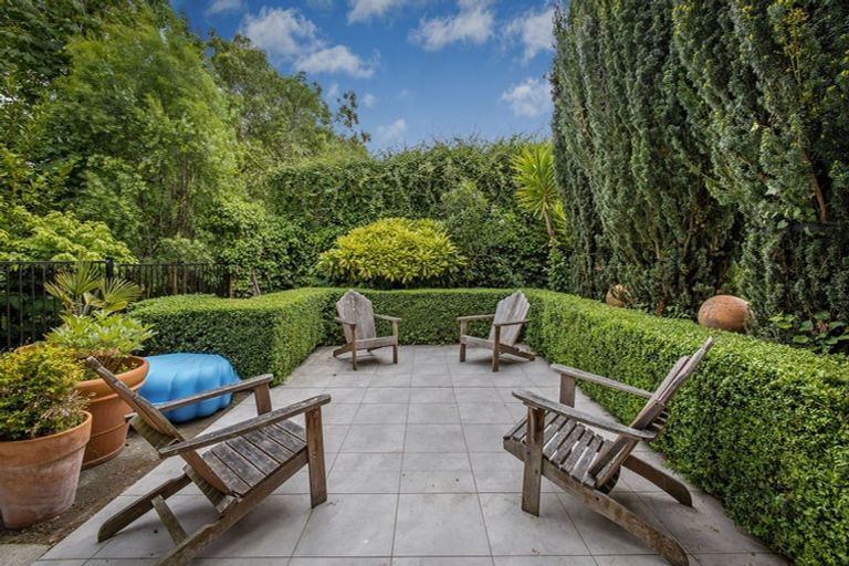 Photo of property in 1/17 Kotare Street, Fendalton, Christchurch, 8041