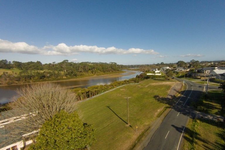 Photo of property in 35 Elliot Street, Riverhead, 0820