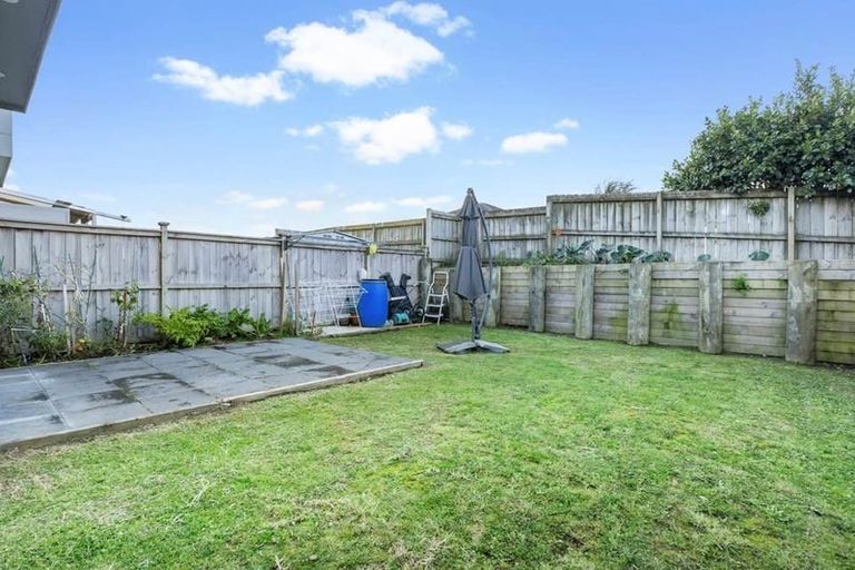 Photo of property in 6b Poruru Close, Papakura, 2110