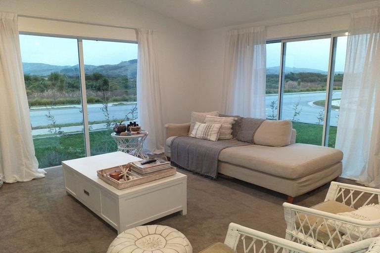 Photo of property in 35 El Questro Drive, Papamoa, 3118