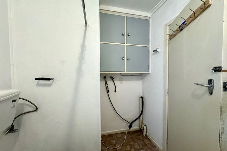 Photo of property in 2/43 Wyllie Road, Papatoetoe, Auckland, 2025