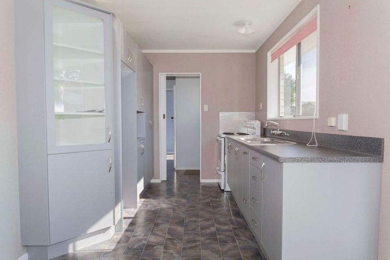 Photo of property in 32 Victor Street, Dannevirke, 4930