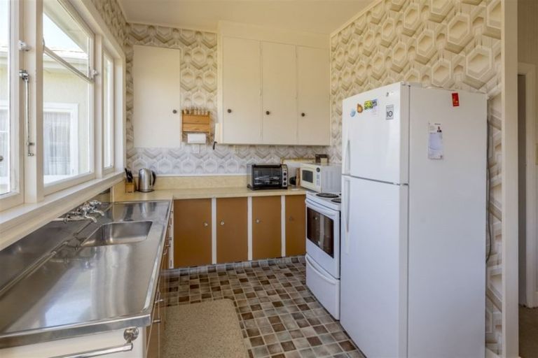 Photo of property in 26 Marine Parade, Otaki Beach, Otaki, 5512