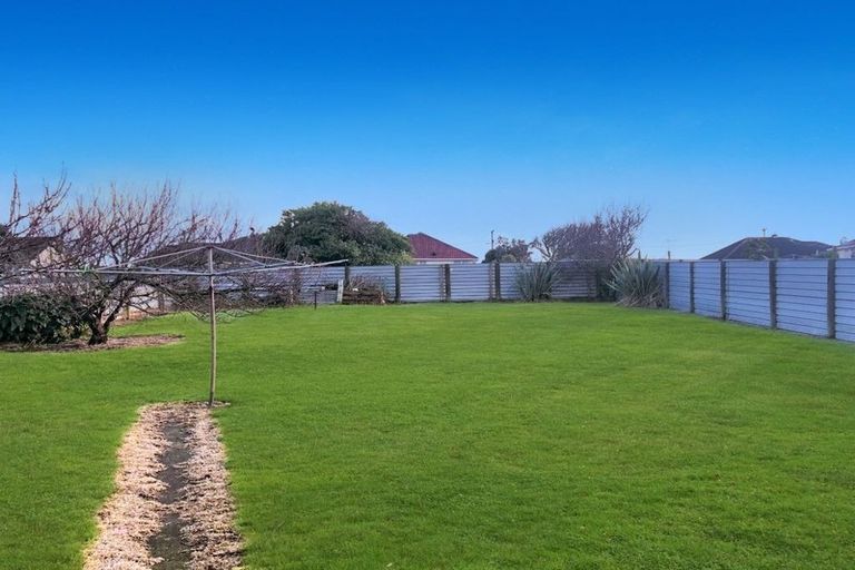 Photo of property in 2 Akatea Street, Gonville, Whanganui, 4501