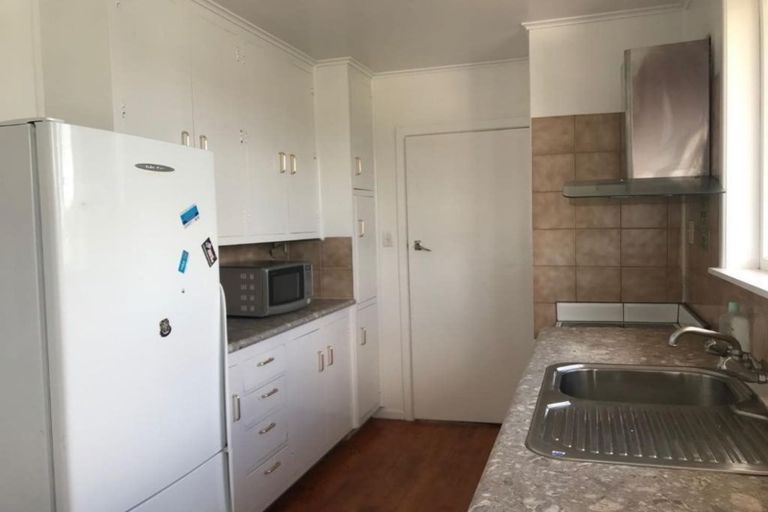 Photo of property in 7 Kiernan Place, Kelston, Auckland, 0602