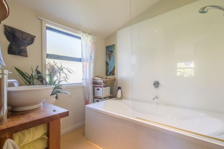 Photo of property in 24 Kingan Road, Luggate, Cromwell, 9383